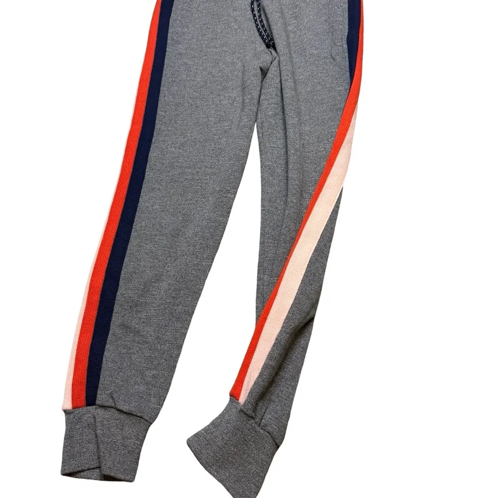 ✨🏃♀️ SUNDRY Gray Stripe Jogger Sweatpants Side Stripe Sz 1 🏃♀️✨ - Picture 3 of 7